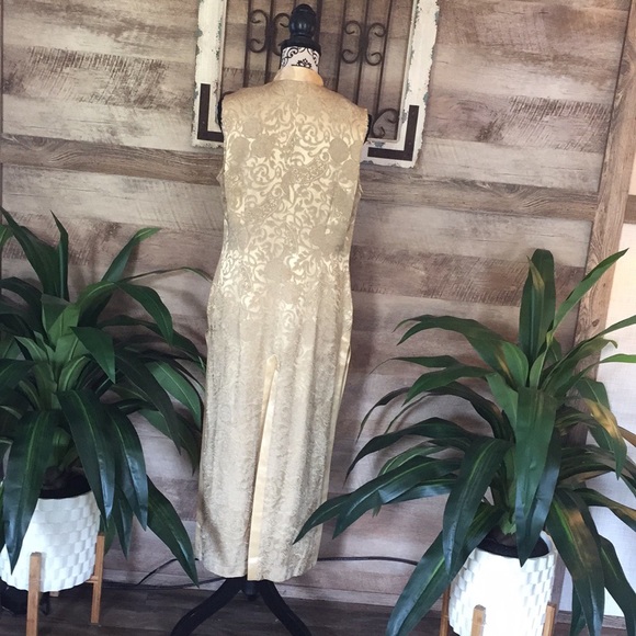 Metallic Gold Oriental Side Slits Dress - Picture 4 of 5